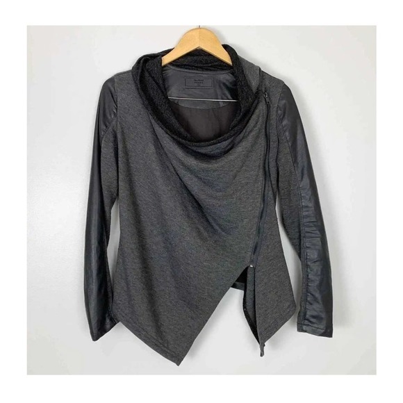 Blank NYC Black Drape Front Mixed Media Faux Leather Moto Jacket Size Small - Picture 11 of 13